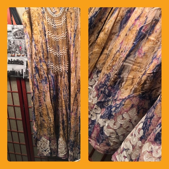 ONE SIZE Fits All Wear 100 Ways - Picture 6 of 8